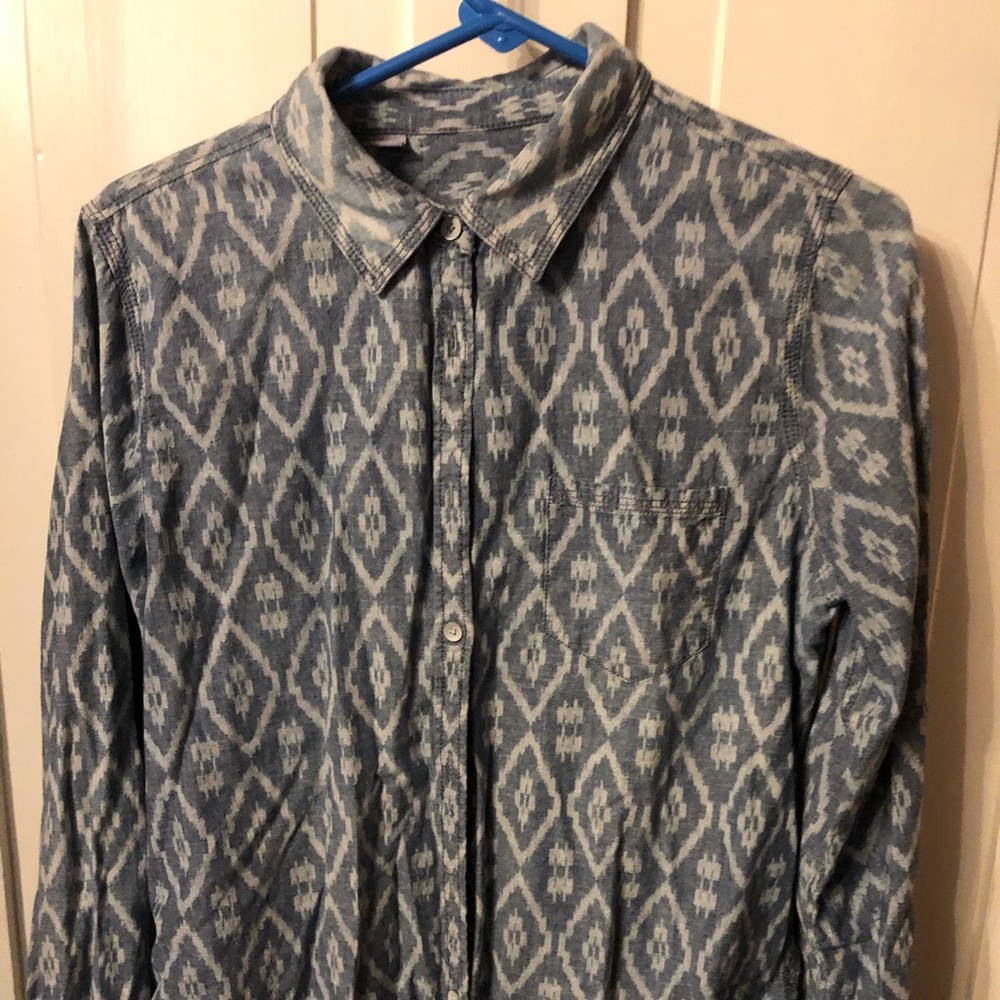Button Down long sleeve top
